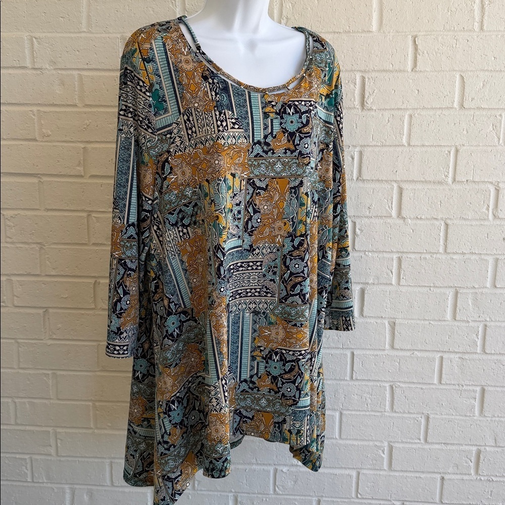 Chico's Multicolor Floral Geometric Print Tunic Top, Cutout Scoop Neck, Size XL